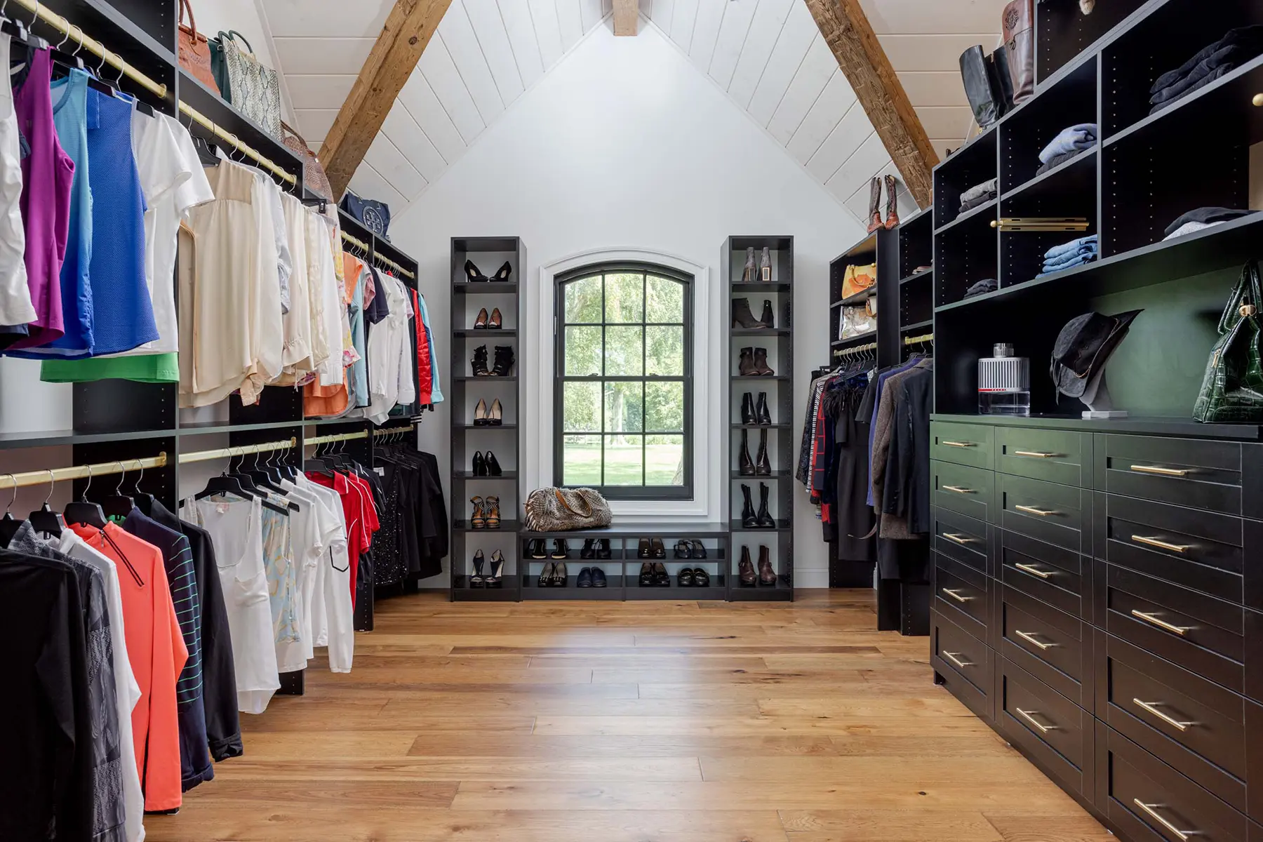 Custom closet shelving detail, Charleston SC